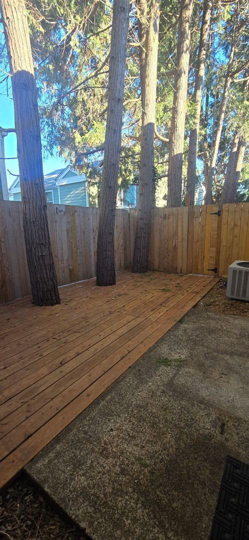 Building Photo - NOW $2,399 (Was $2,599) + $500 OFF First Month if You Move in by April 1!