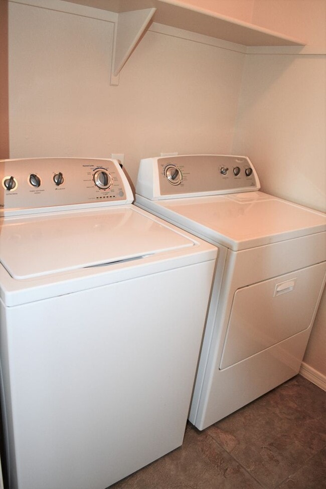 Building Photo - 3421 N. Gurnsey Trail San Tan Valley, AZ 85143