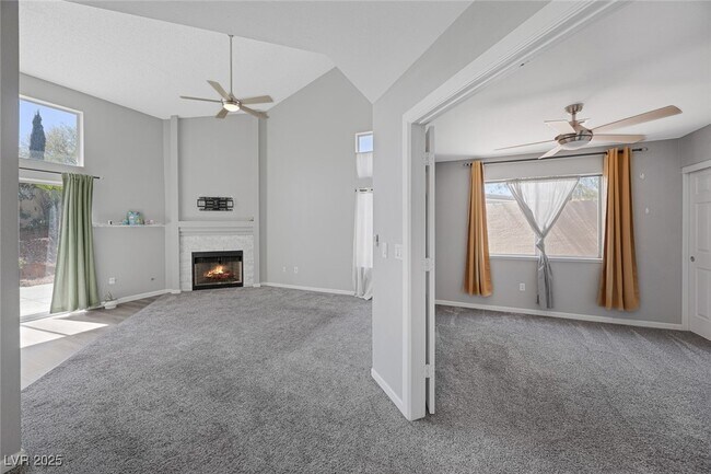 Building Photo - 8433 Dry Cliff Cir