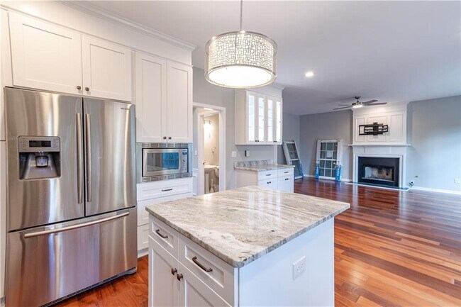 Building Photo - 3895 Tugaloo Dr NE