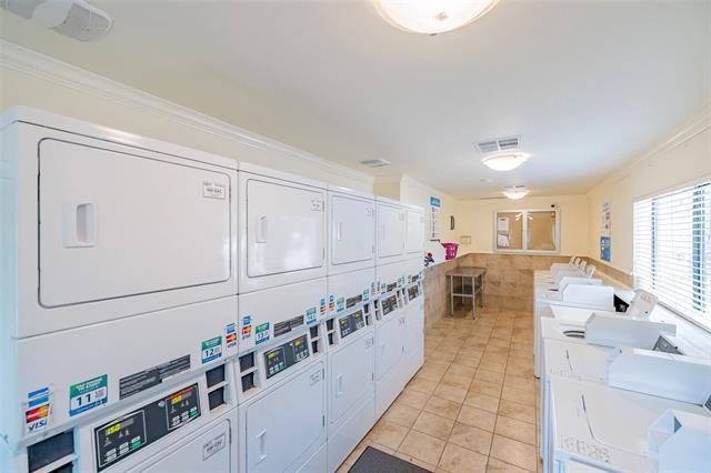 Building Photo - 8405 Bent Tree Rd