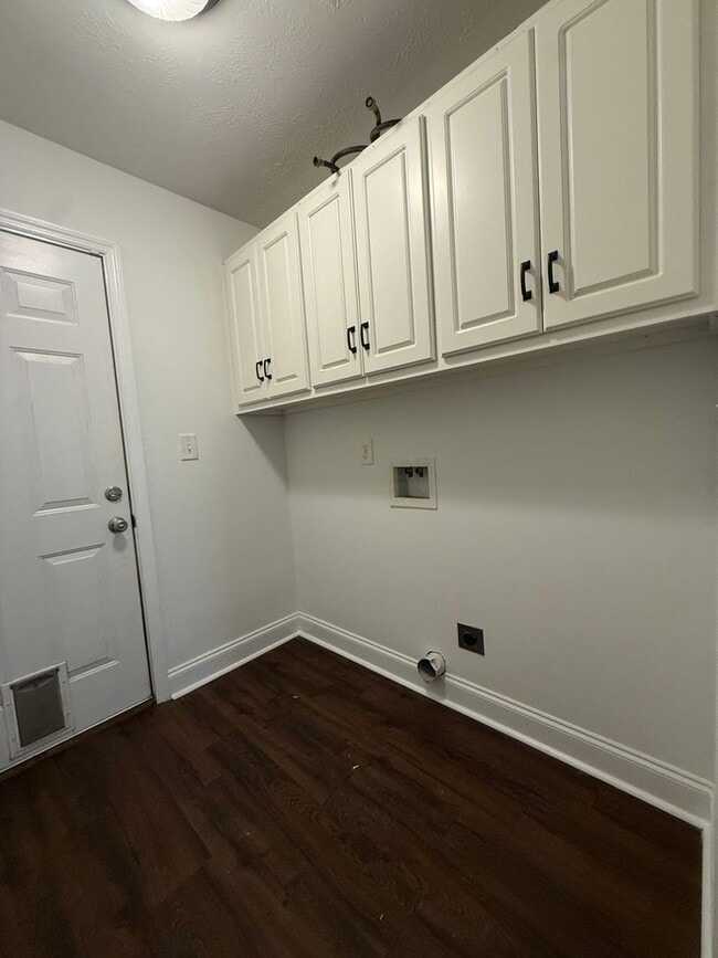 Building Photo - 3 bedroom, 2 bathroom home with fenced yard in Grovetown, GA