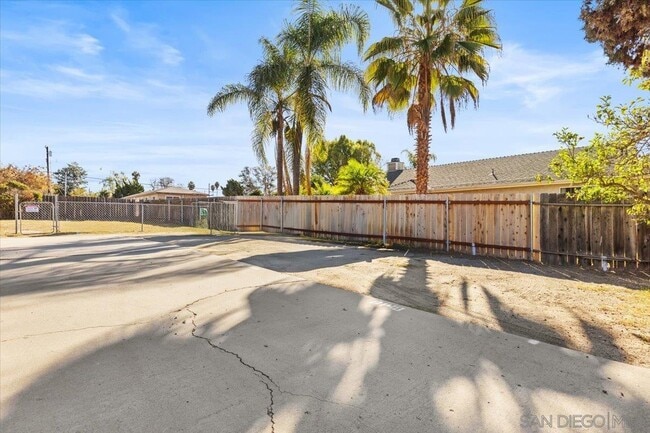 Building Photo - 8150.5 Longdale Dr