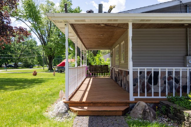 Building Photo - 56085 Harman Dr