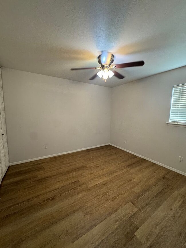 Building Photo - 5220 Jean Ave