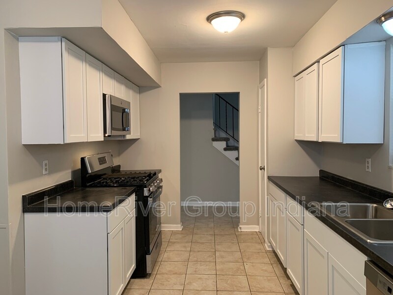 Building Photo - 2724 Constellation Dr