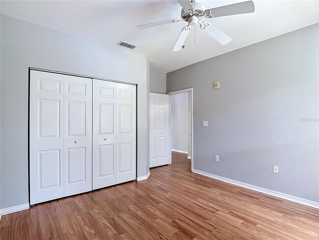 Building Photo - 10201 Courtney Palms Blvd