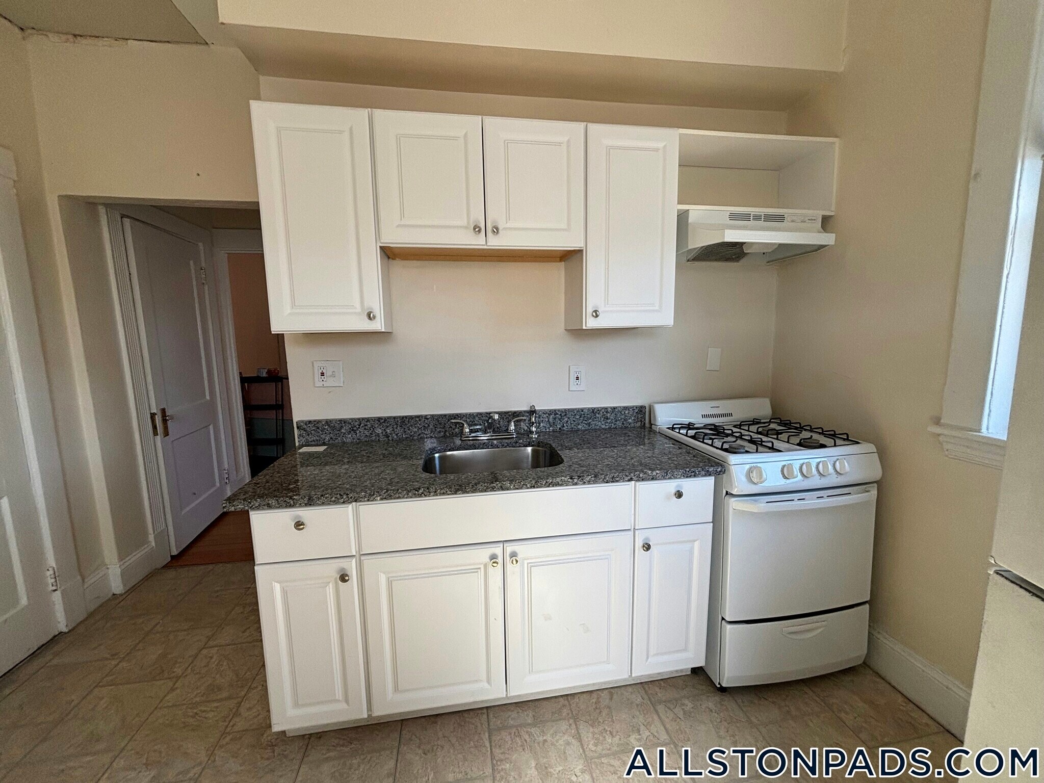 Building Photo - 215 Harvard Ave