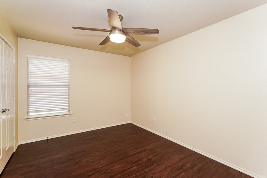 Building Photo - 6708 Friendsway Dr