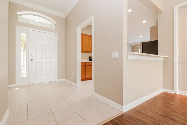 Building Photo - 654 White Flower Way