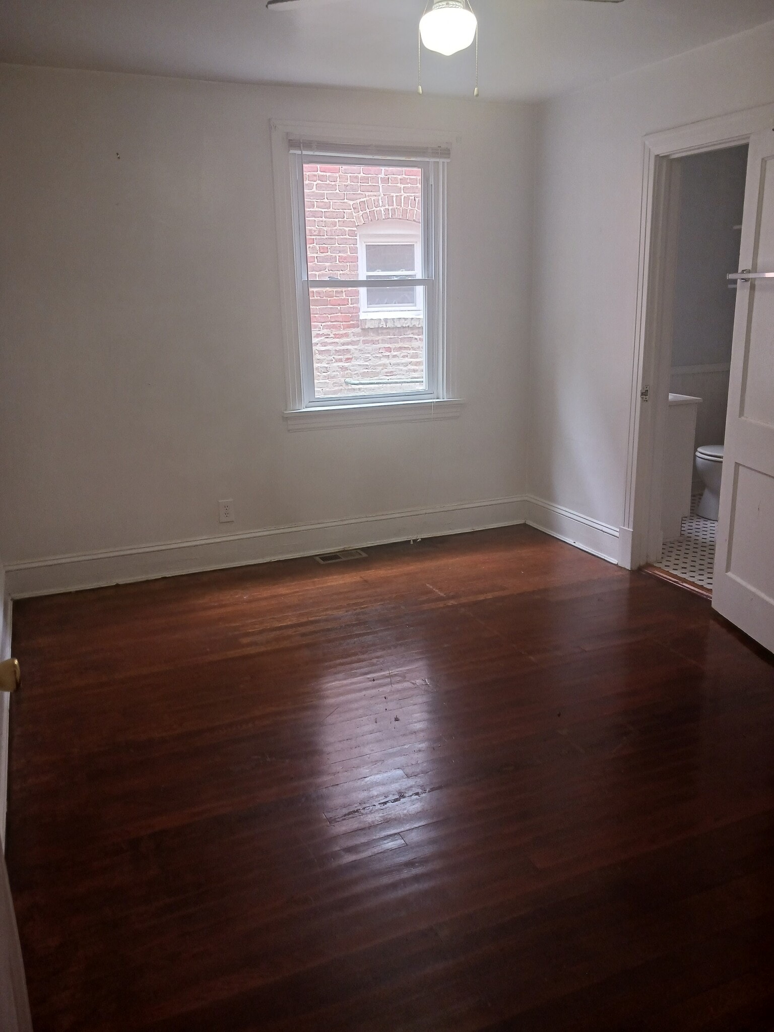 Middle Bedroom - 3002 Semmes Ave