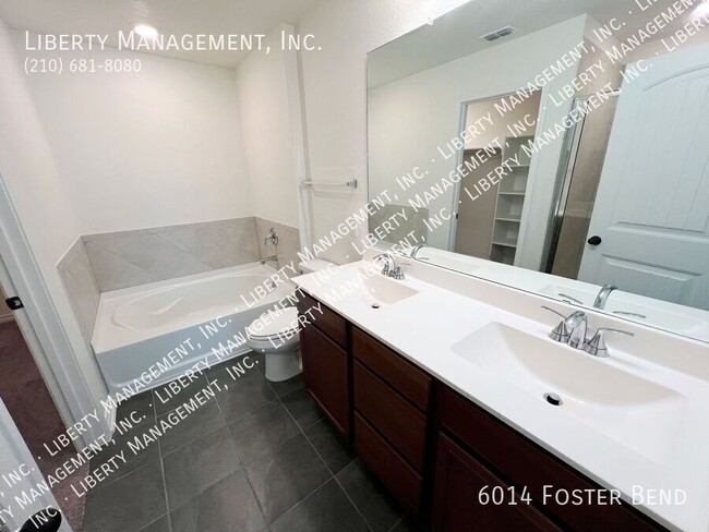 Building Photo - 6014 Foster Bend