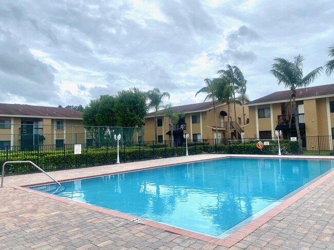 Building Photo - 6011 10th Ave N