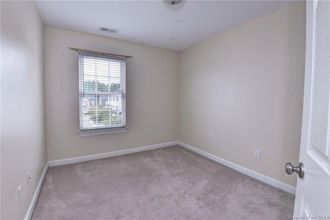 Building Photo - 105 Laydon Way