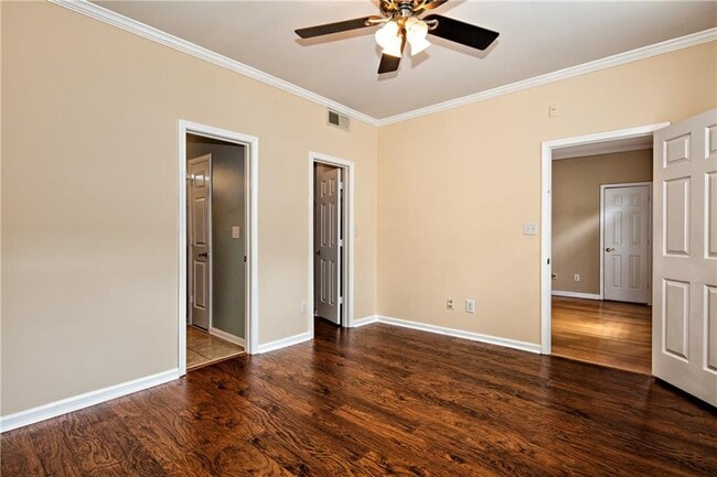 Building Photo - 4248 River Green Dr NW