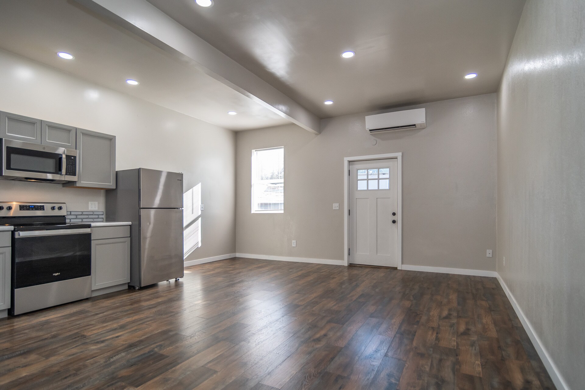 Building Photo - 510 Geary Dr