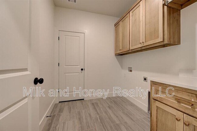 Building Photo - 9305 NW 146th St