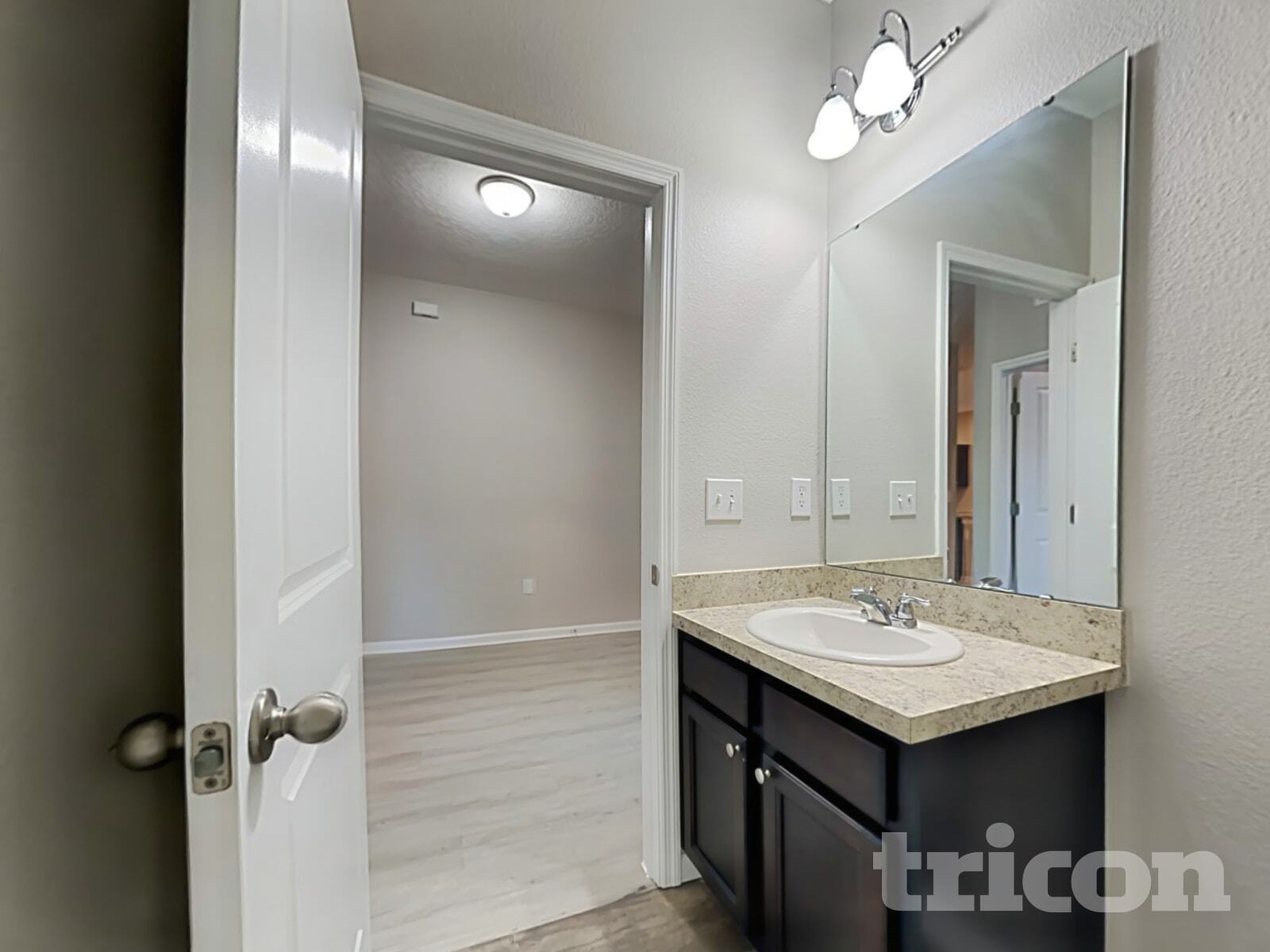 Building Photo - 16435 Winding Blossom Dr