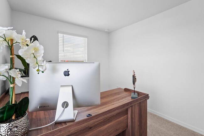 Building Photo - Beautifull Furnished Townhome - Nokomis - ...