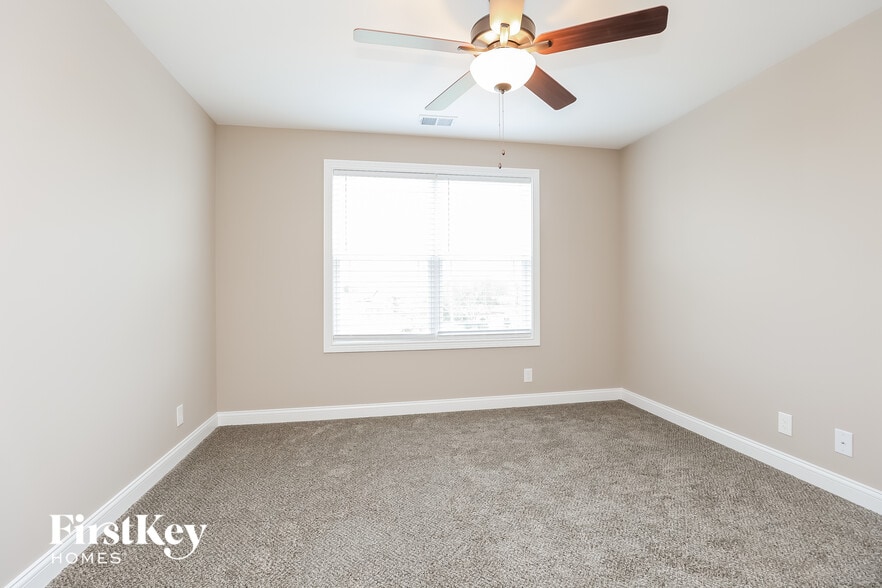 Building Photo - 1065 Harrison Way