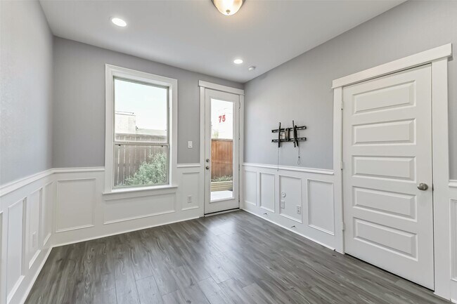 Building Photo - 12542 Malachite Wy