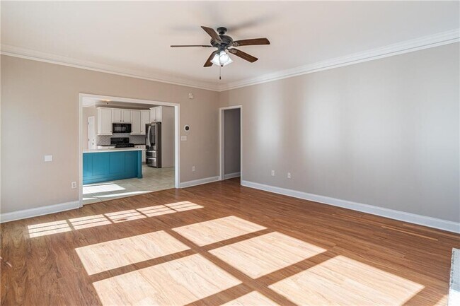 Building Photo - 3147 Crestmont Way NW