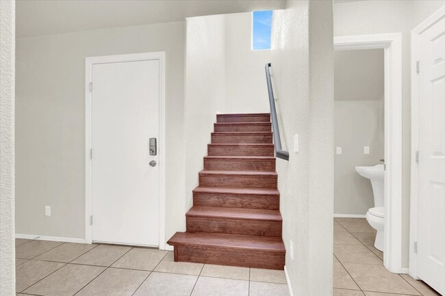 Building Photo - 6909 Graceful Cloud Ave