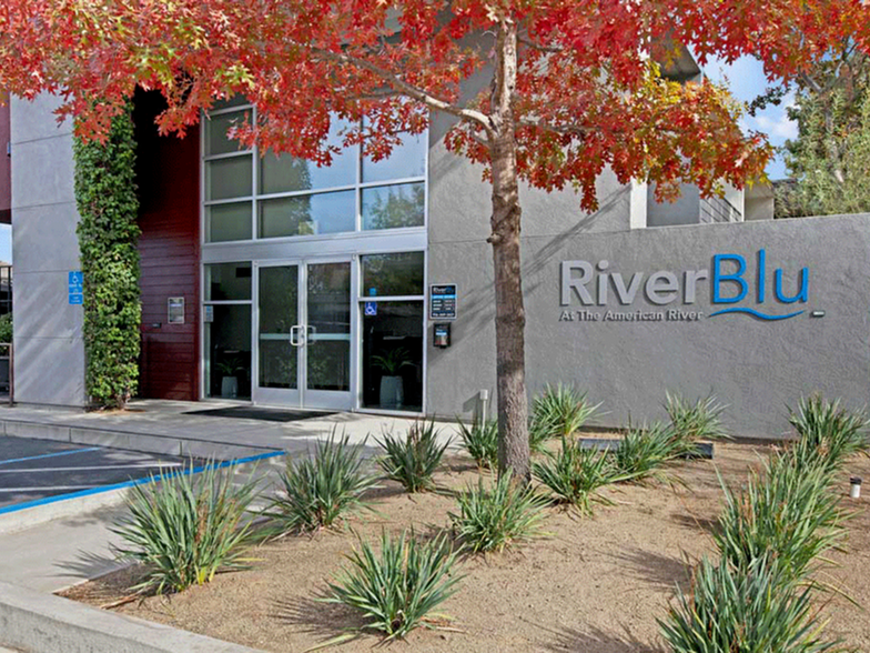 Building Photo - River Blu Apartments