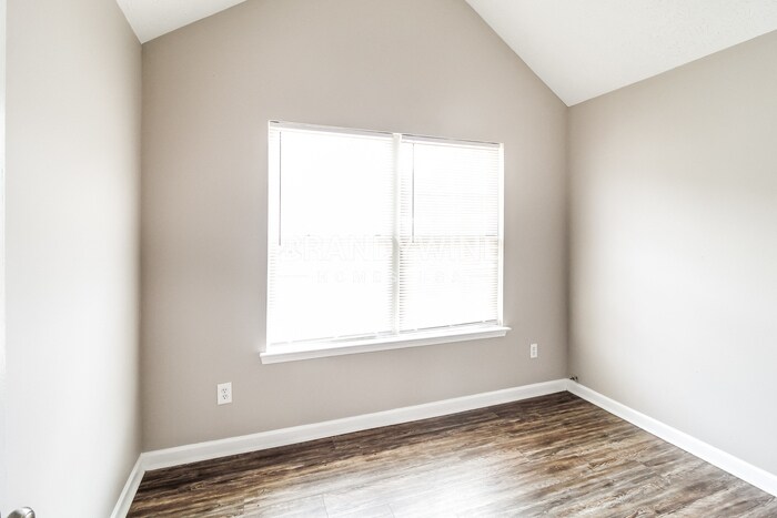 Building Photo - 2532 Brookgate Crossing