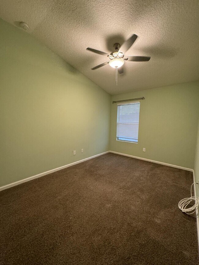 Building Photo - 3 bedroom 2.5 bath townhome in Bartram Park