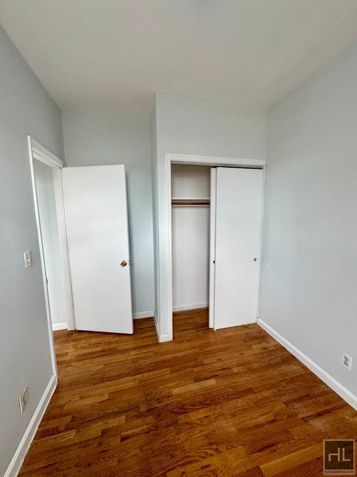 Building Photo - 36 AVENUE