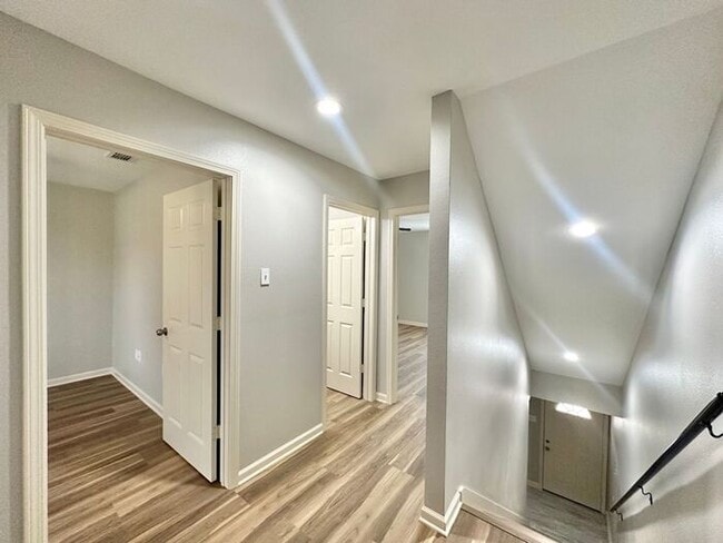 Building Photo - Country Hills Duplexes – Unit 1 | Brand-Ne...
