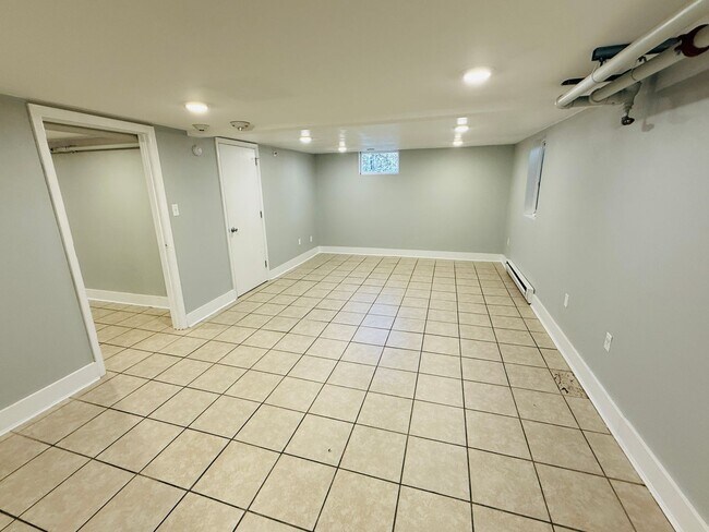 Building Photo - Daycare Center
