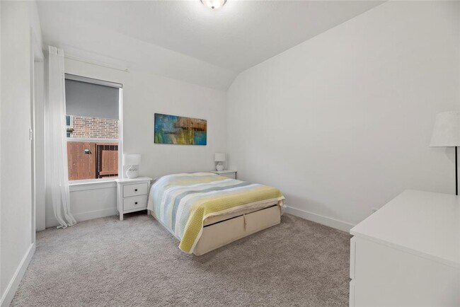 Building Photo - 1707 Brea Rdg Trl