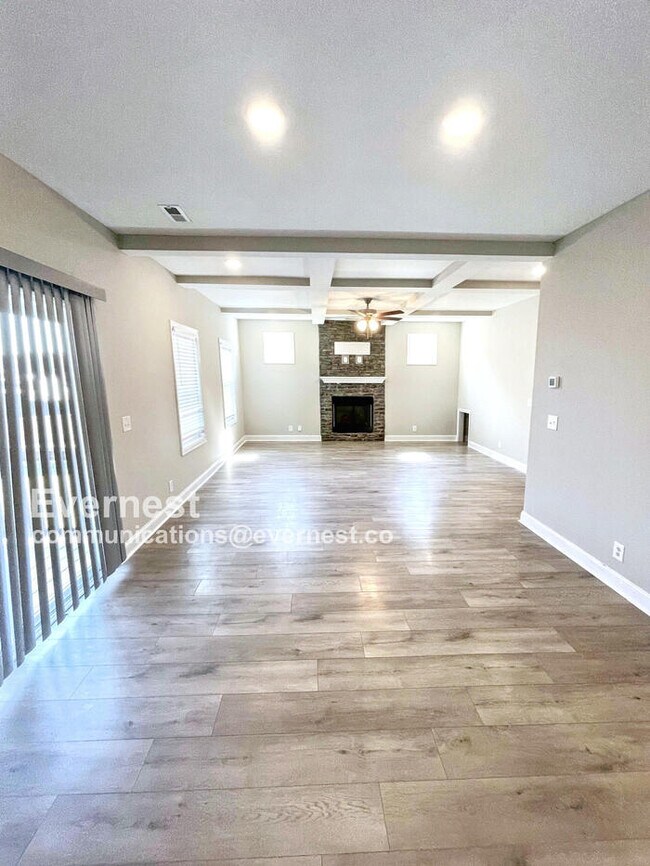 Building Photo - 809 Marksman Ct