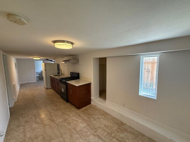 Primary Photo - 2-Bedroom Apartment in Central Richmond