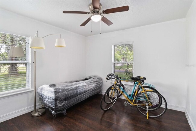 Building Photo - 634 18th St