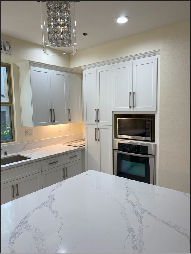 Kitchen - 77 Winding Way