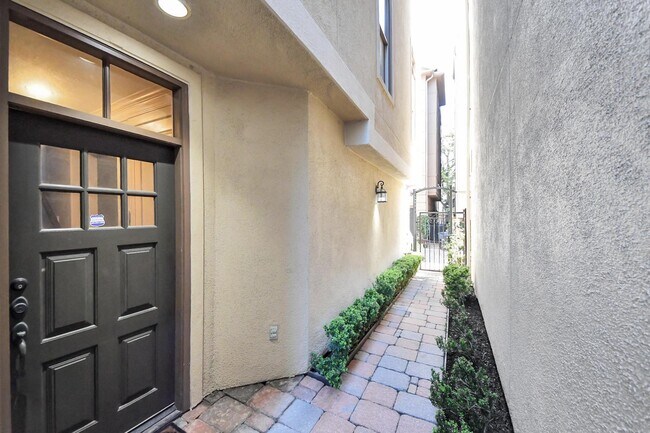 Building Photo - 1434 Wichita St