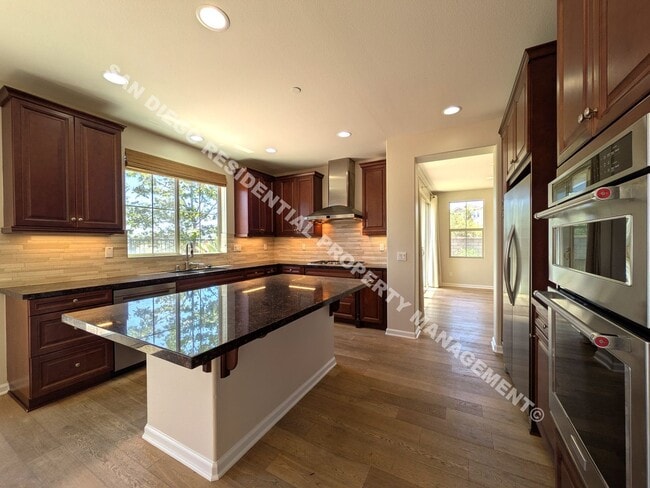 Building Photo - Spectacular Sorrento Valley View Home Avai...