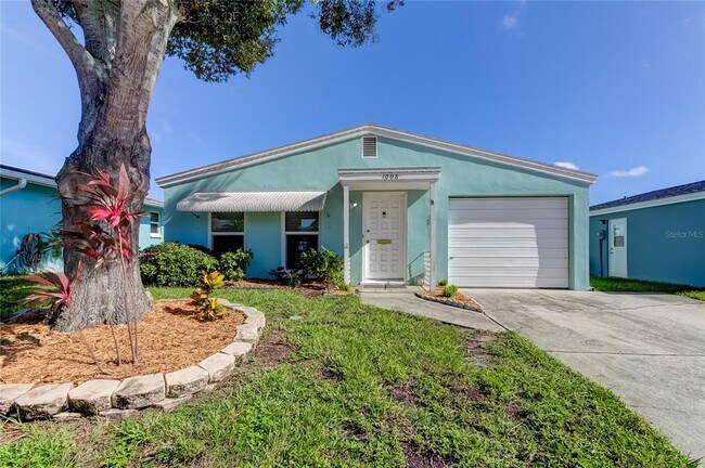 Building Photo - 1008 Heron Ct