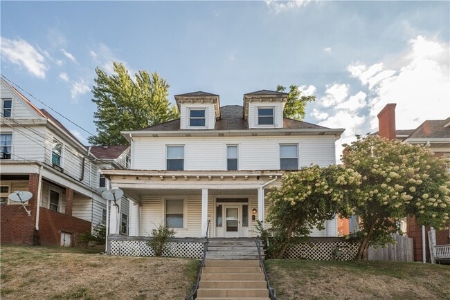 Primary Photo - 360 Duncan Ave