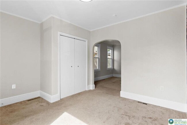 Building Photo - 821 Jackson St