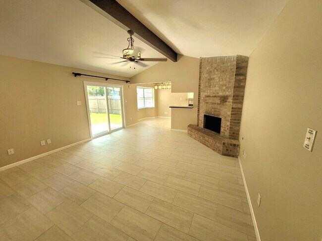 Building Photo - 22 W Broken Oak Ct