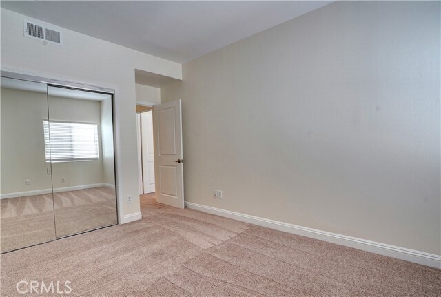 Building Photo - 7124 Farralone Ave
