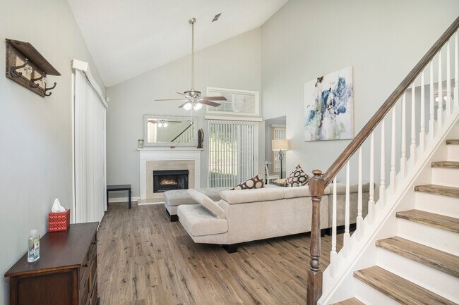 Building Photo - 1254 Watercrest Cir