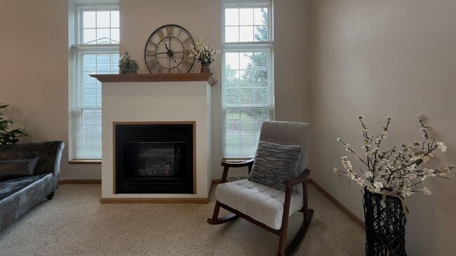 Building Photo - 1214 N 16th Ave