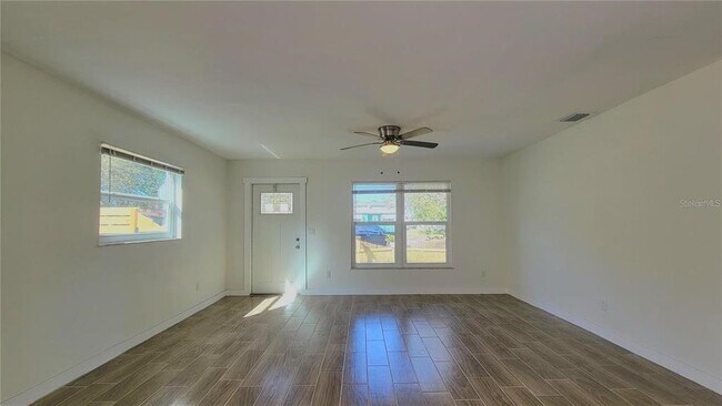 Building Photo - 4134 1st Ave S