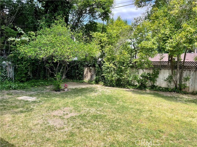 Building Photo - 23247 Leonora Dr
