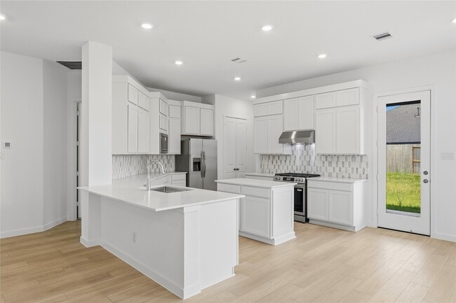 Building Photo - 4530 Sunny Hazel Ln